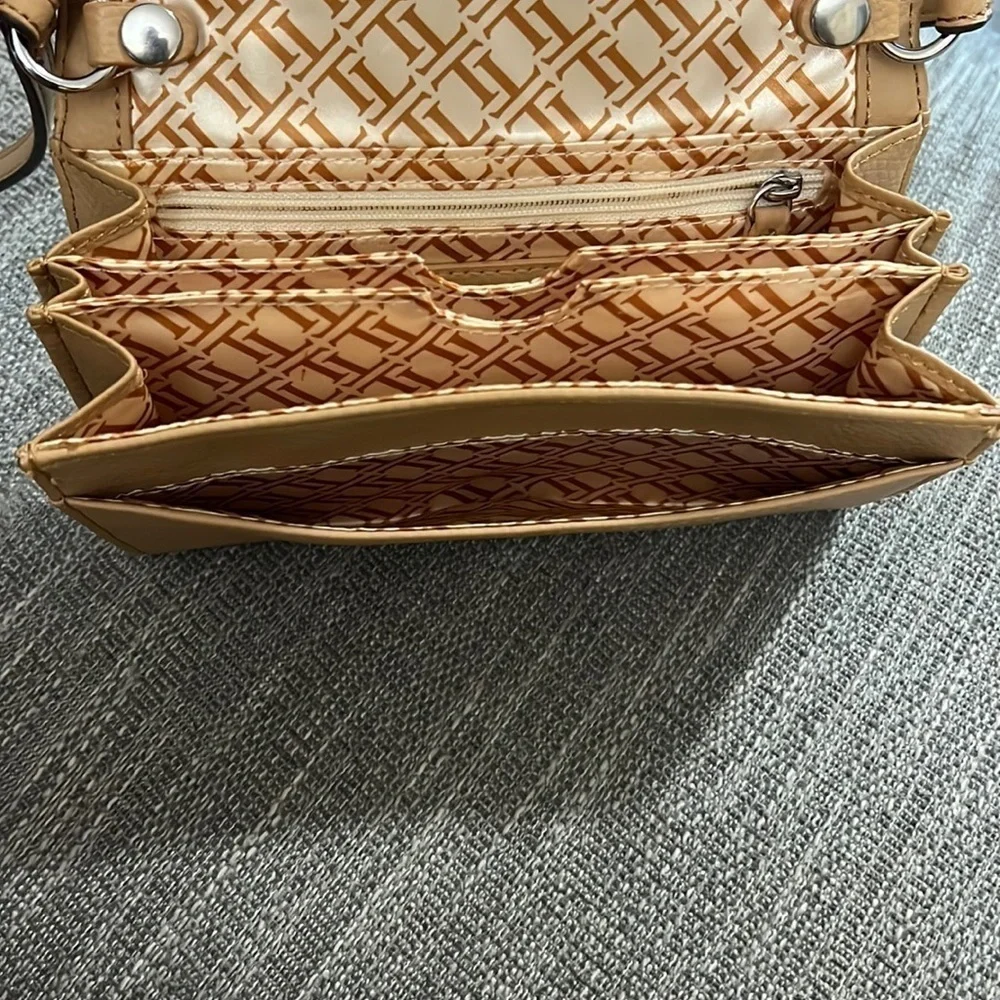 Tignanello leather crossbody bag - Picture 12 of 13